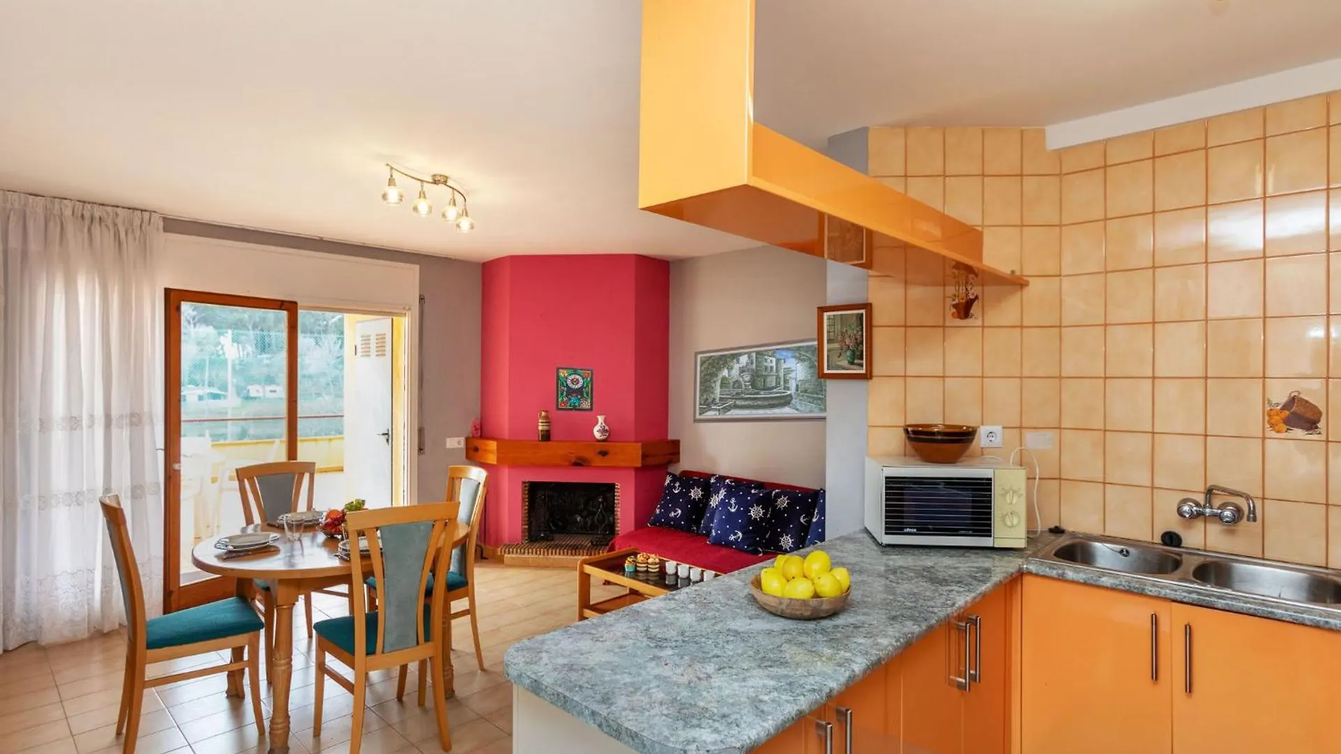 Apartment Del Lago By Interhome L'Escala